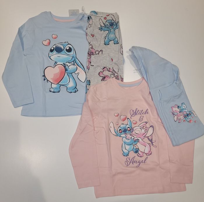 Pyjama stitch 5 ans neuf