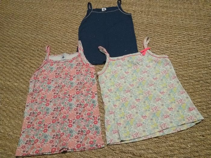 Lot 3 débardeurs Petit Bateau 10 ans