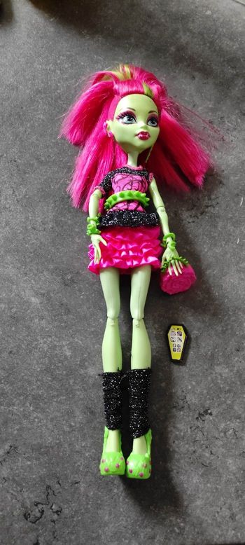 (A60) Monster High Venus Night Out