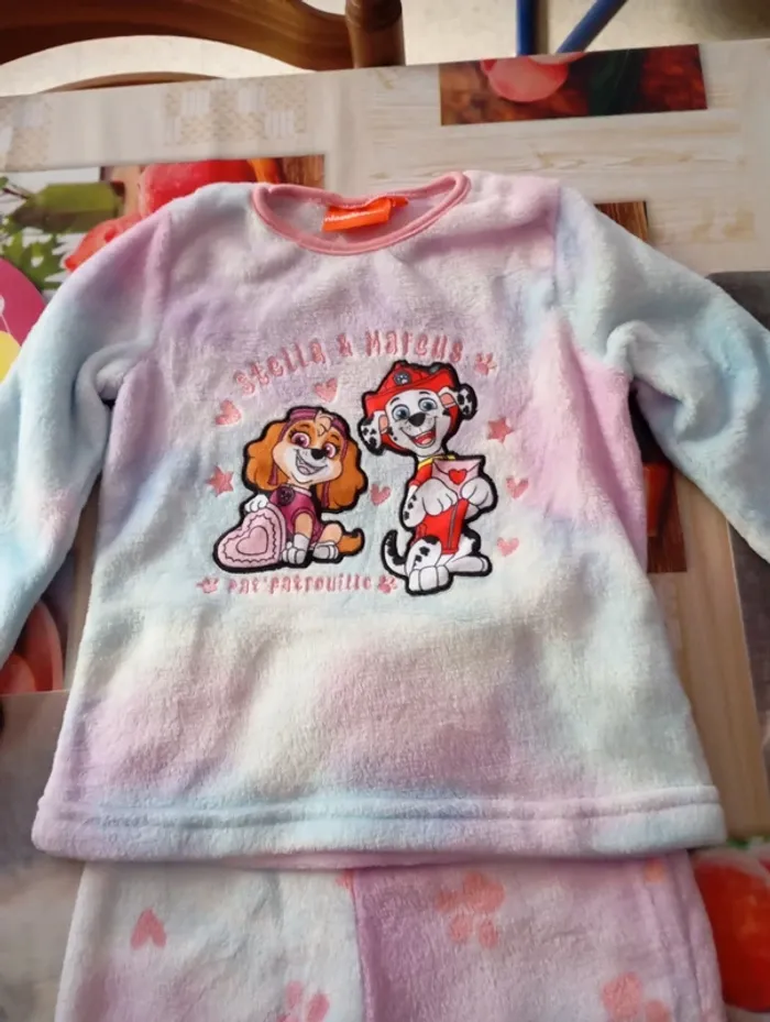 Pyjama 2 pièces taille 6 ans - photo numéro 3
