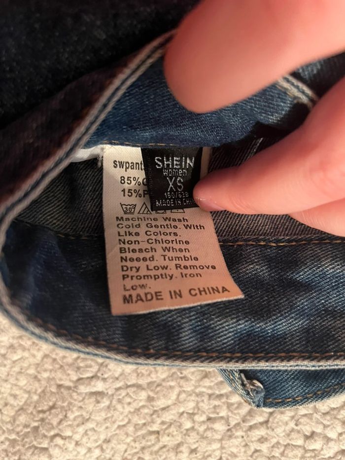 Très beau jean taille haute pour femme SHEIN - photo numéro 2