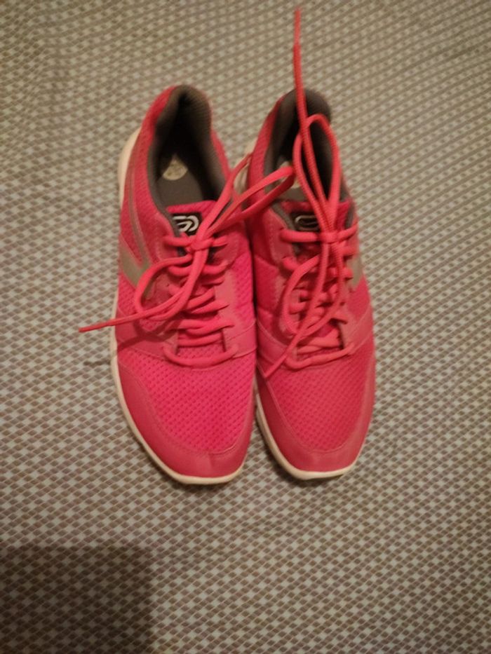 Basket kalenji 39 rose