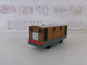 Locomotive / train "Thomas et ses amis" - Toby (1)