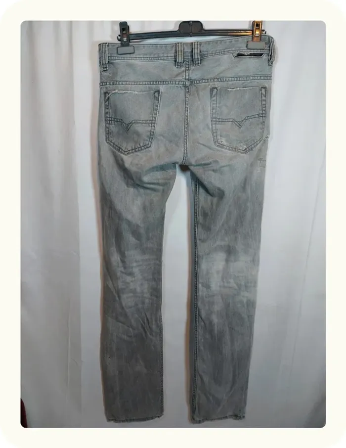 Jean gris coupe droite regular homme Diesel - photo numéro 6