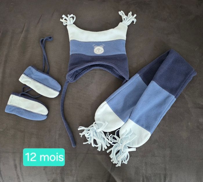 Lot bonnet garçon 12mois
