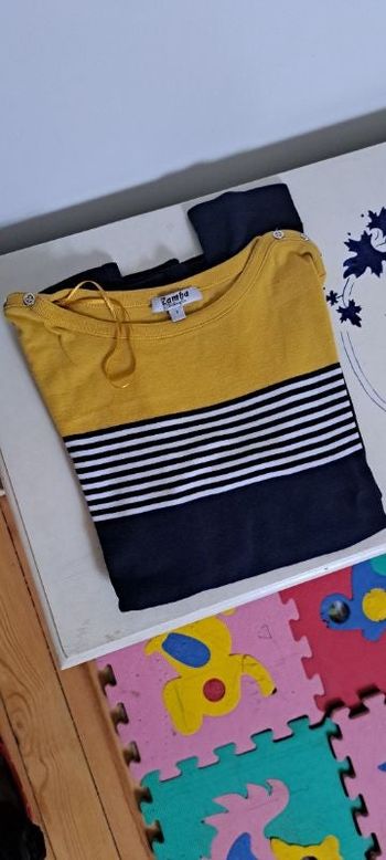 Tee-shirt/pull manches longues style marinière