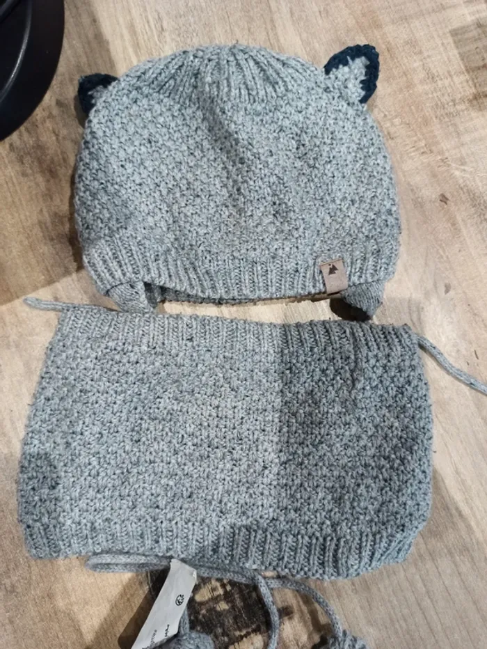 Ensemble bonnet tour de cou et gant 12/23 mois - photo numéro 3
