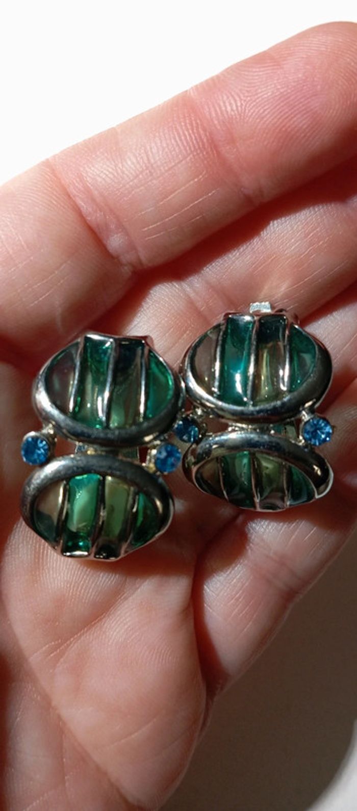 Clips d'oreilles transparents - photo numéro 2