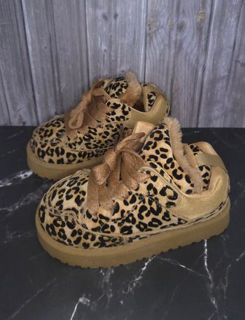 Baskets polaires filles léopard tendances - Taille 29 - NEUVES 🌟