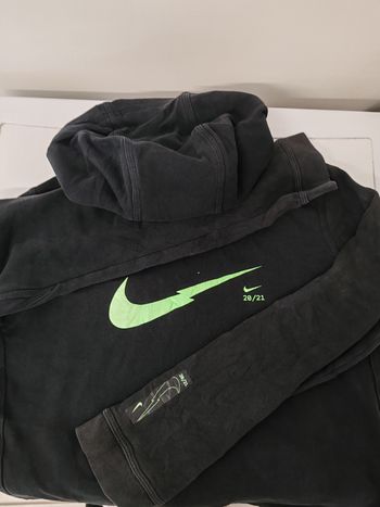 Sweat à capuche Nike, enfant 1,58-1,70 cm, noir.