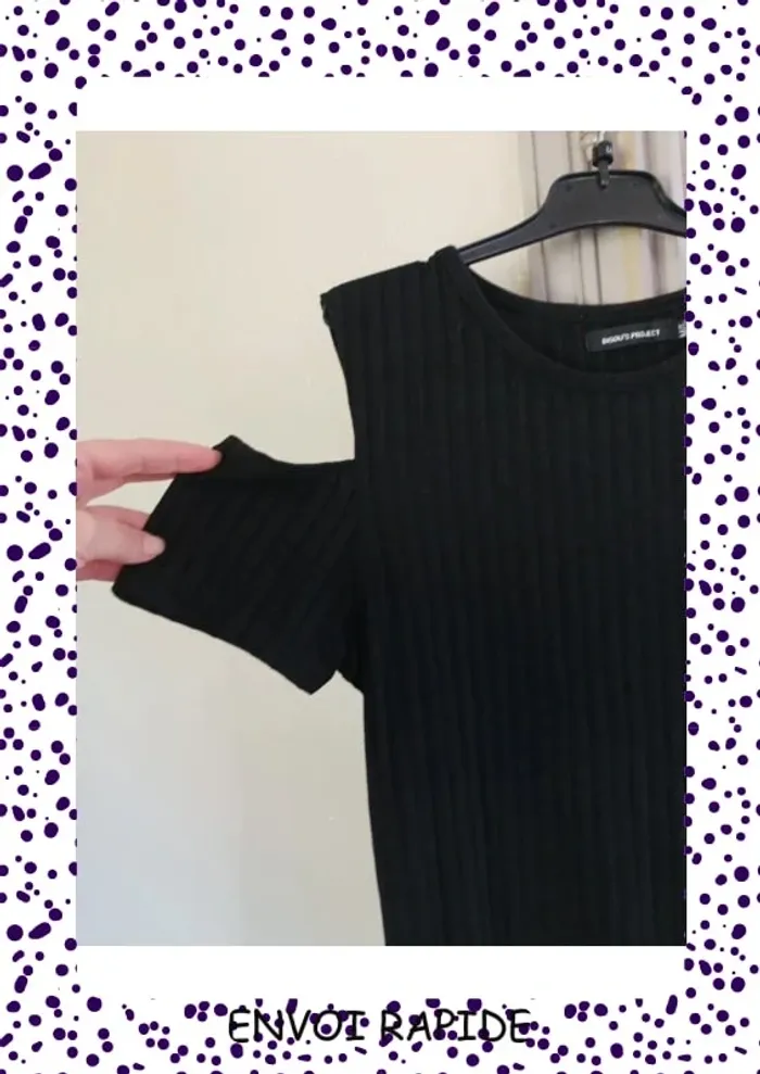 Robe noir moulante, côtelé en coton polyester, épaule dénudé - photo numéro 3