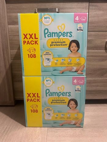 Lot de 2 paquets couche Pampers Premium Protection taille 4 - 216 couches 