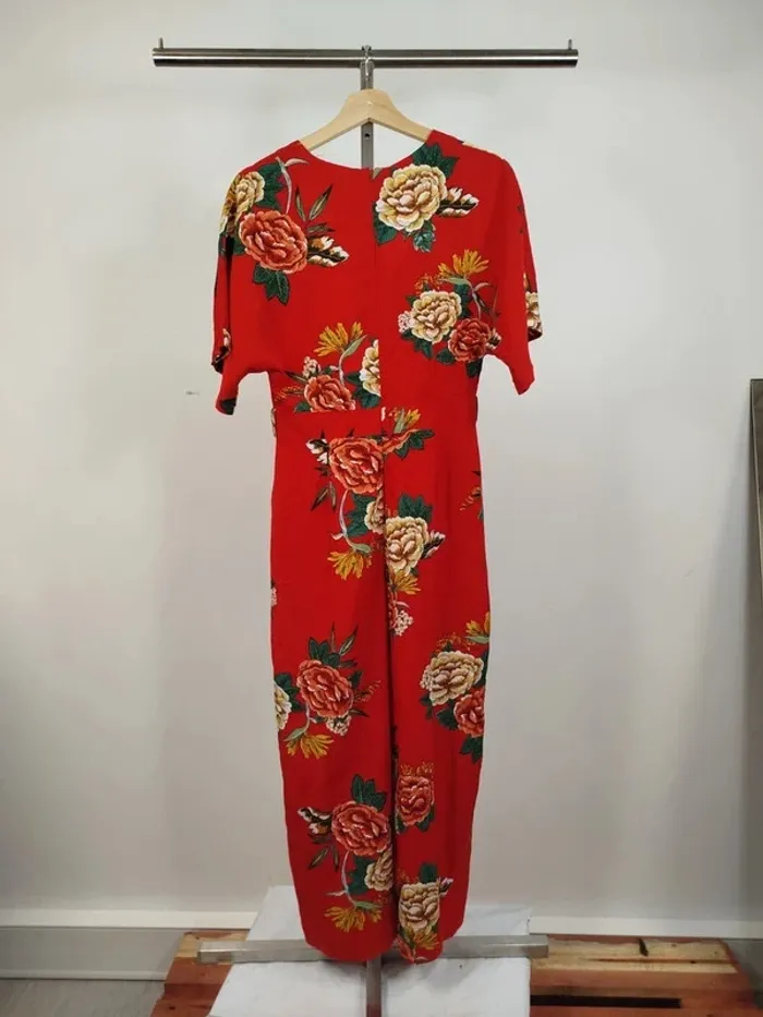 Combinaison rouge Neuve Boohoo - taille 36 - motifs fleurs pivoine A616 - photo numéro 6