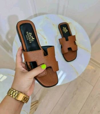 Claquette marron