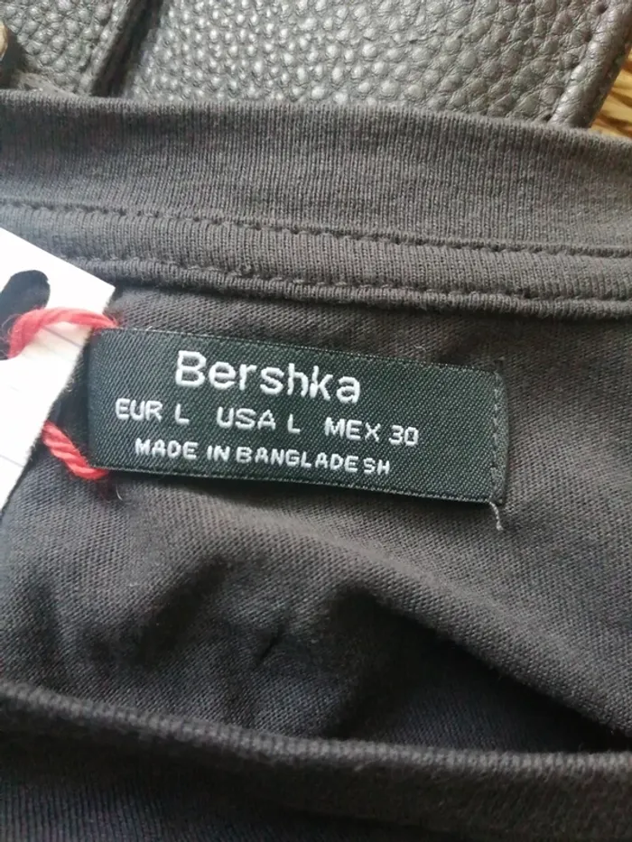 Tee-shirt noir imprimé glace licorne et don't be basic / bershka / (L) - photo numéro 5