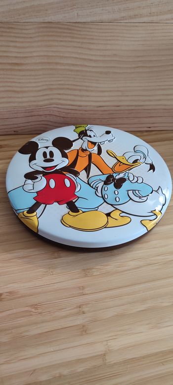 Boîte Disney ronde