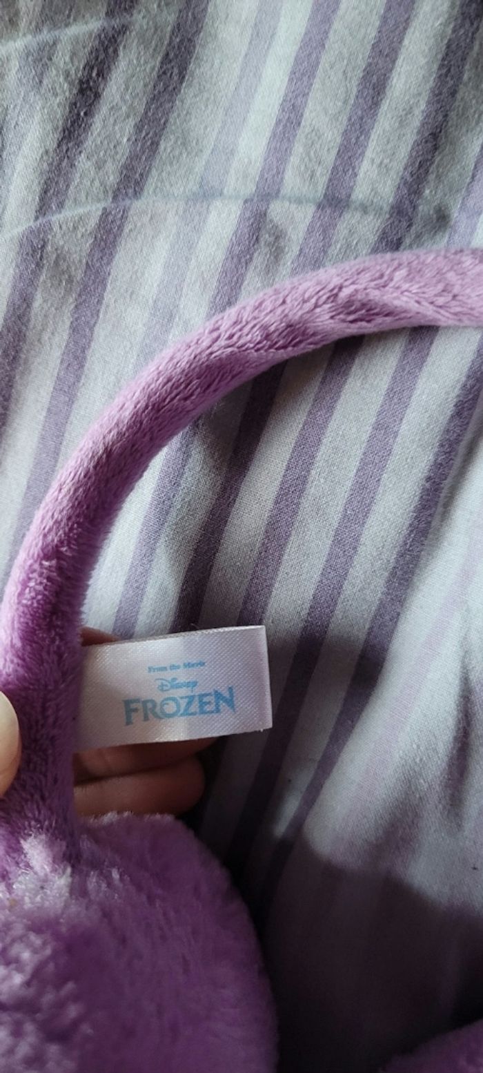 Cache oreilles - photo numéro 6