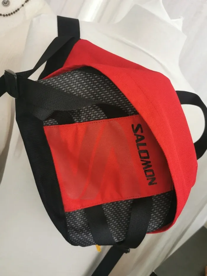 Sac banane sacoche Salomon noir et rouge - photo numéro 2
