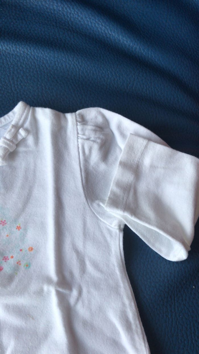 Bout chou t shirt blanc 12 mois - photo numéro 4