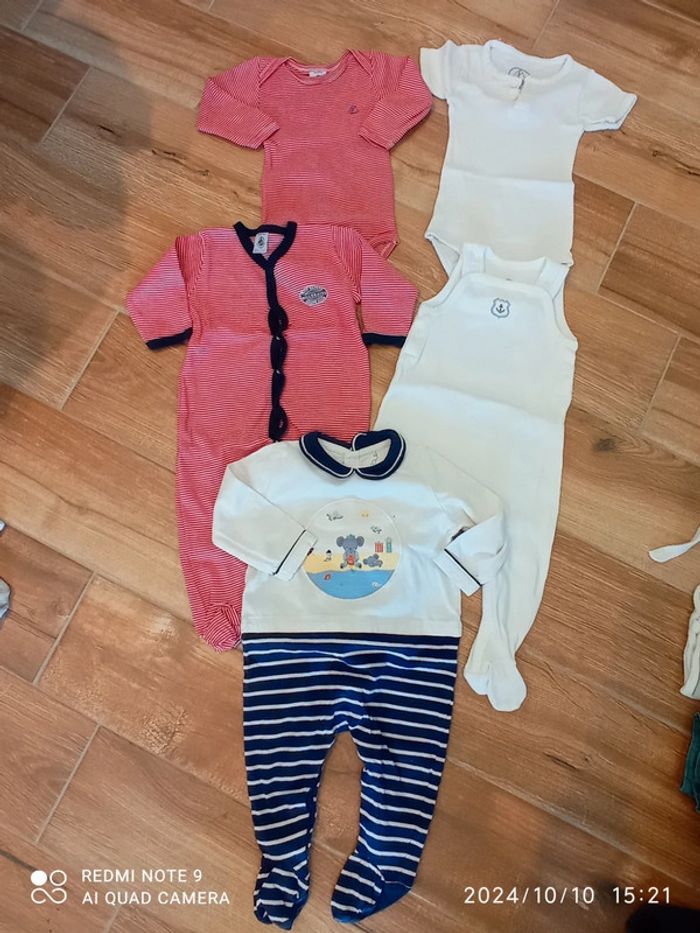 Ensemble 3 pyjamas fins pour demi saison Petit Bateau 6 mois