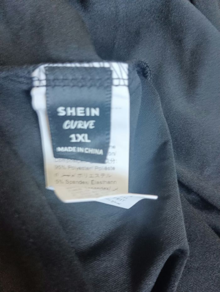 Ensemble tunique + legging court Shein Taille 46-48 en Tbe - photo numéro 4