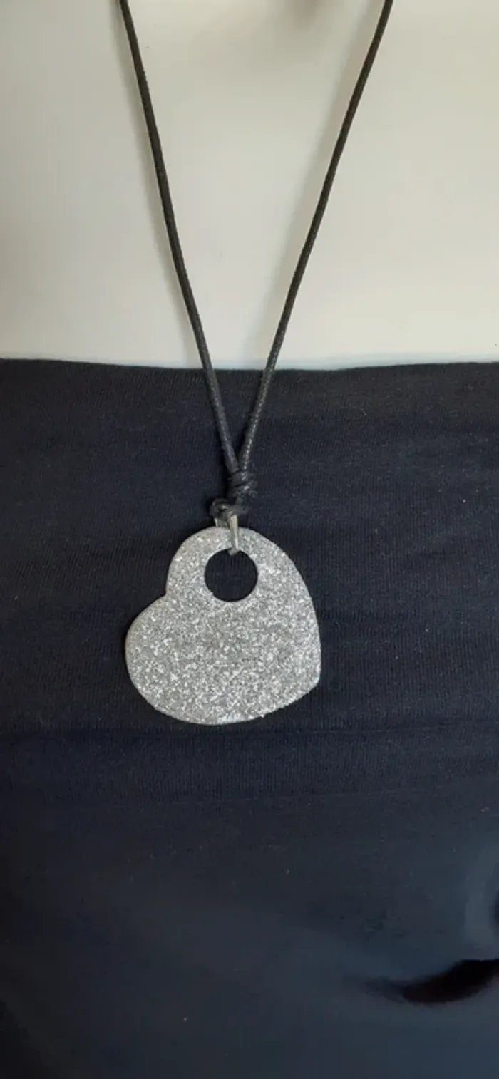 Joli pendentif coeur. - photo numéro 2