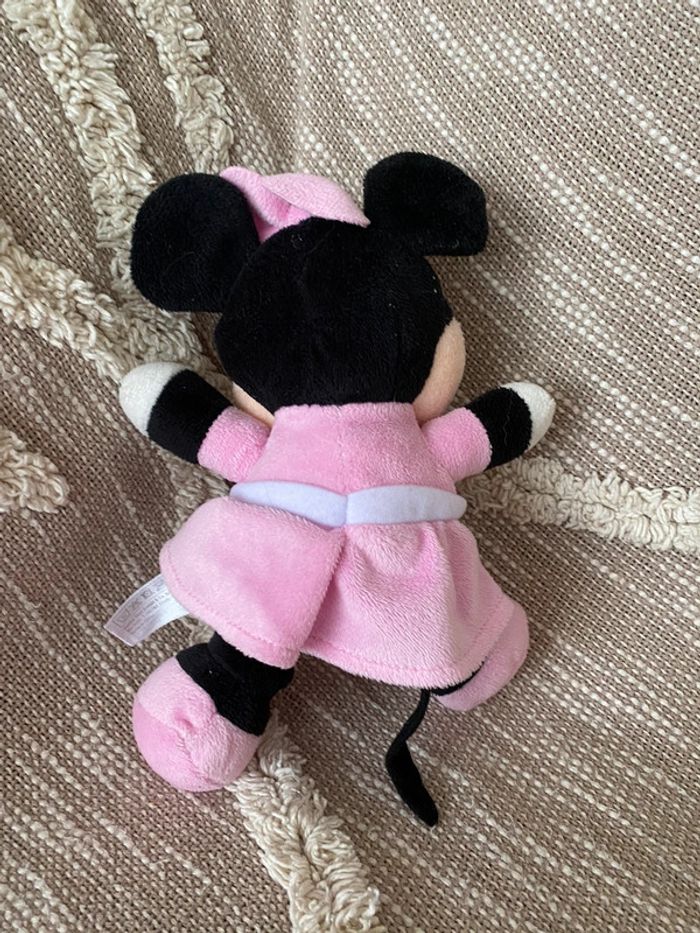Peluche doudou 22cm Disney minnie souris rose et noir très bon état - photo numéro 3