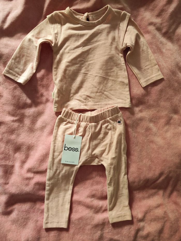 Ensemble rose clair marque BESS