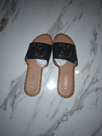 Sadanle femme plat noir doré taille 38