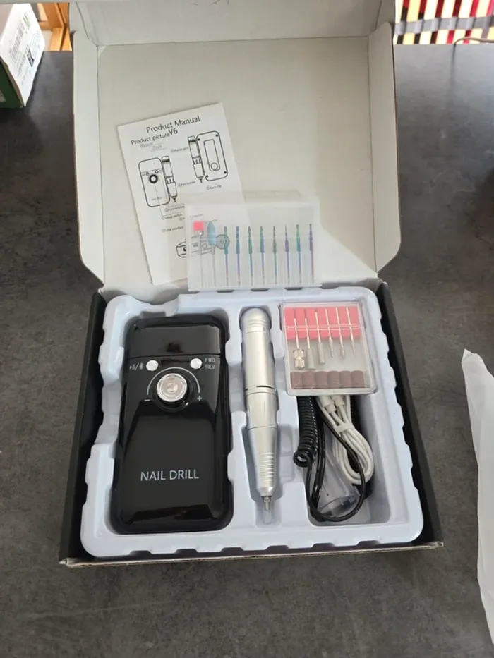 [NEUF] Ponceuse à ongles électrique noire