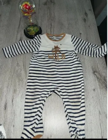 🎉 Pyjama bébé rayé "Wild One" 🎉