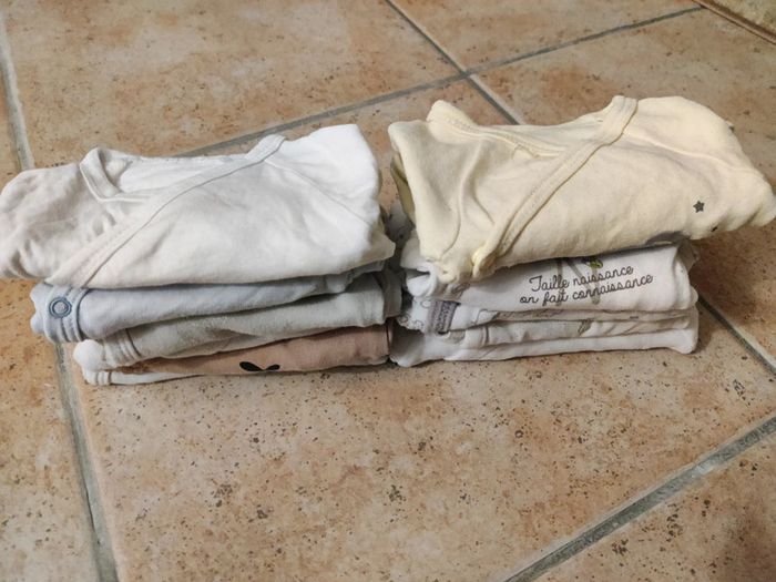 Lot bodies manches longues
