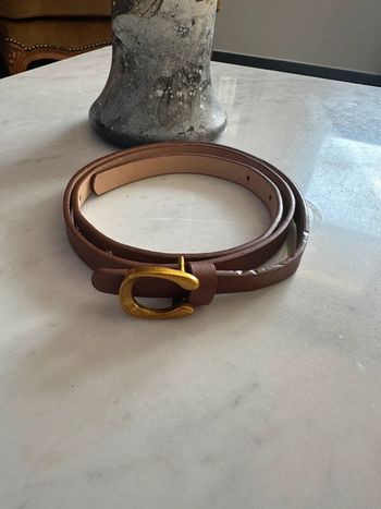 ceinture fine brune style coach