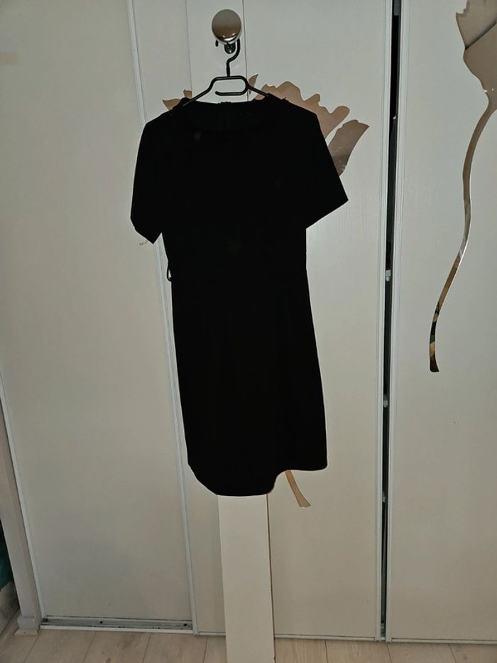 Robe noir