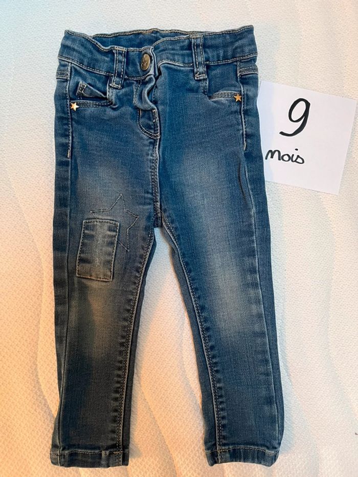 Jean Tape à l’œil 9 mois très bon état
