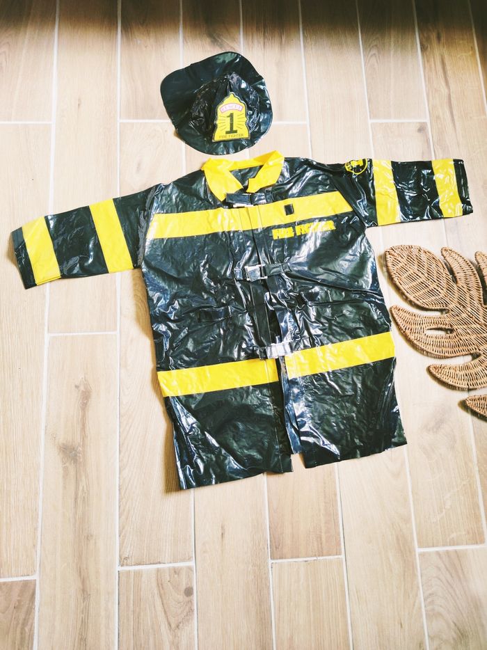 🚨 Déguisement/costume ciré veste et casque de pompier pour enfant