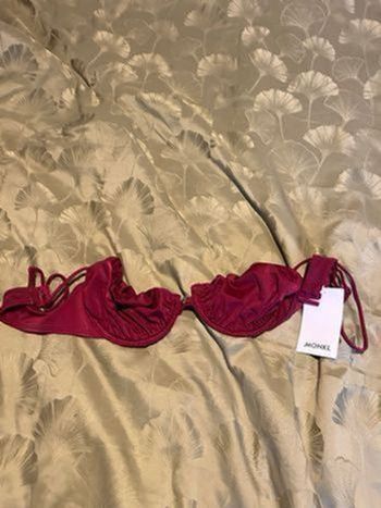 ✨ Haut de maillot de bain – MONKI – Neuf avec étiquette ✨