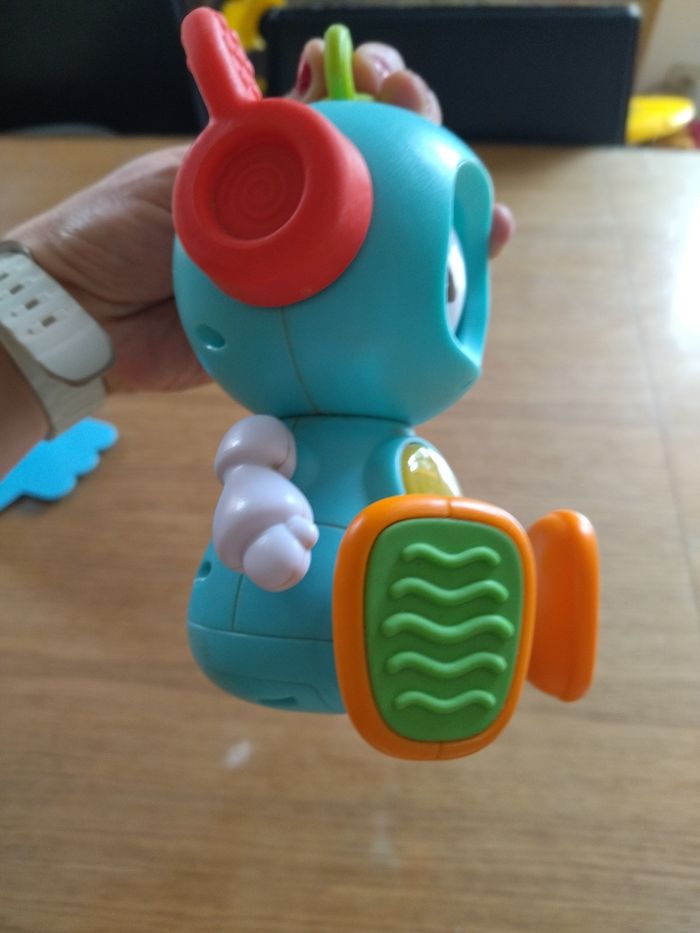 Robot interactif - photo numéro 3