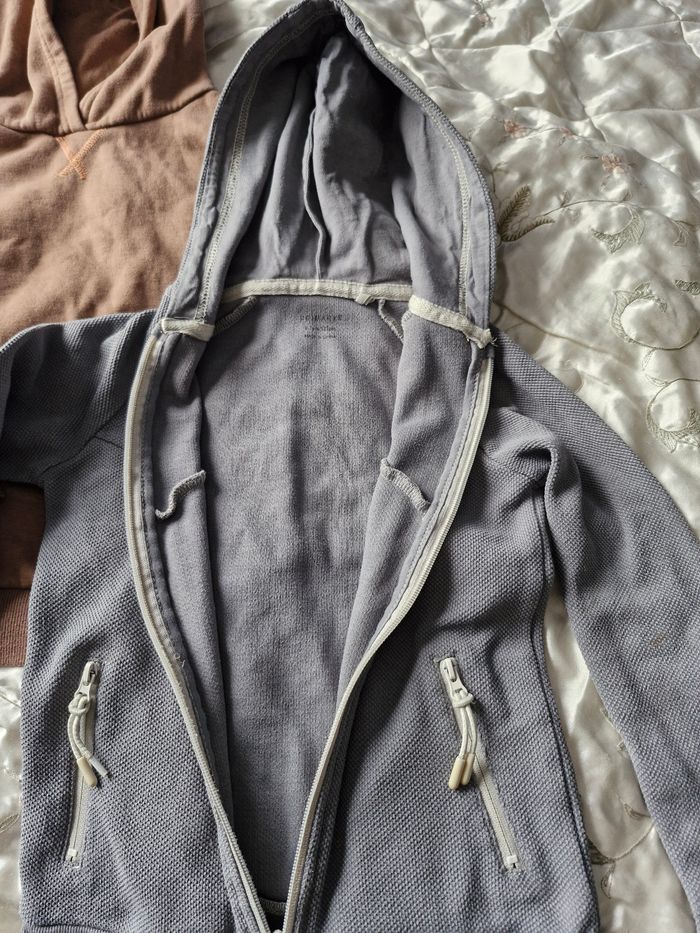 2 sweets à capuche dont 1 zippé - photo numéro 4