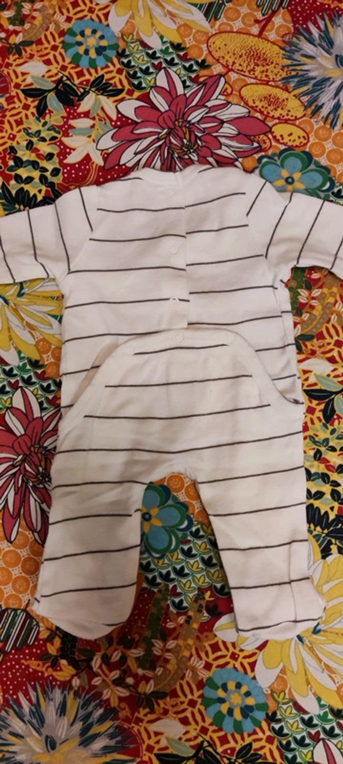 Lot 3 pyjamas 1mois - photo numéro 3