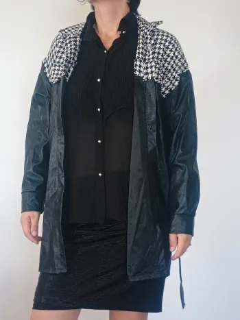 Manteau long noir et pied-de-poule style vintage TU