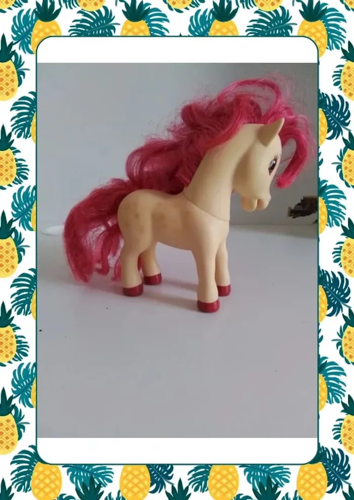 Poney Charlotte aux fraises - photo numéro 3