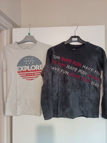 Lot 2 t-shirts