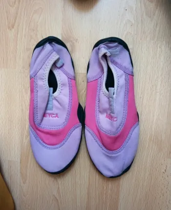 Chaussures aquatiques taille 36 rose