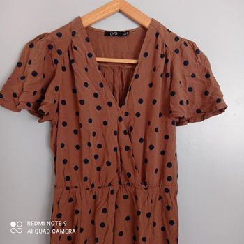 Robe brune à pois noirs t36