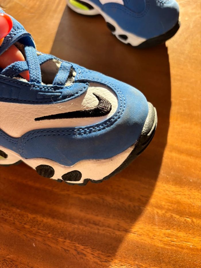 Basket Nike pointure 21 - photo numéro 2