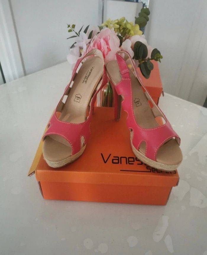 🩷🤍Jolie Paires De Sandales Les Secrets De Vanessa 🩷🤍 - photo numéro 7