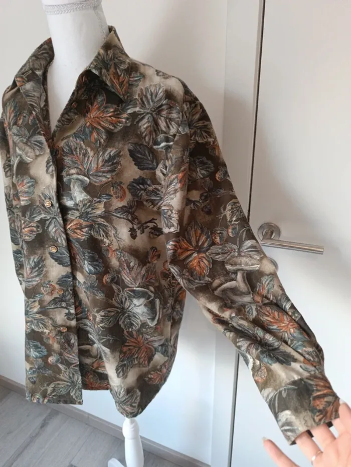 Chemise vintage faite main oversize imprimé feuillage – Pièce unique – T. M/L - photo numéro 2