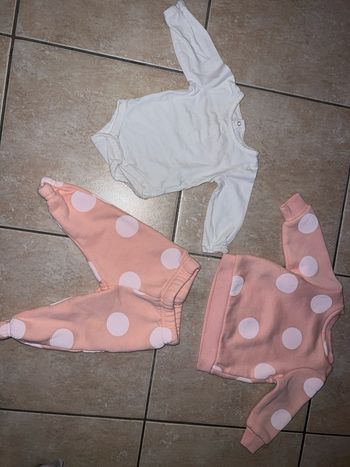 Lot vêtements bébé fille hiver 