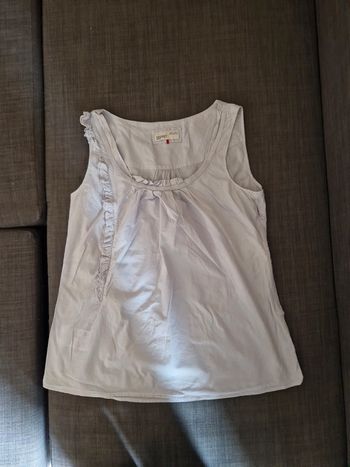 Petite blouse sans manche